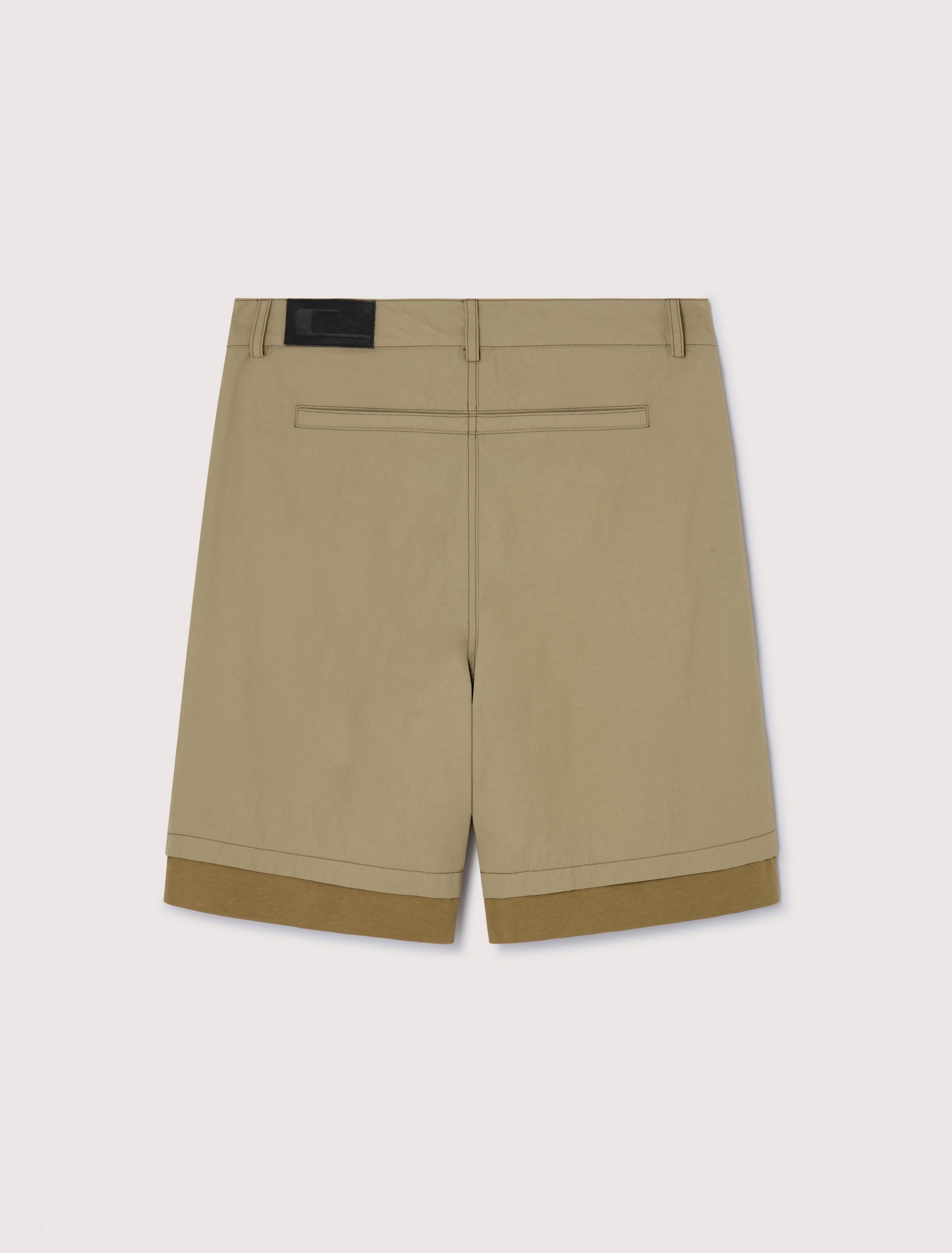 CARRER_BERMUDAS MAO EN BEIGE
