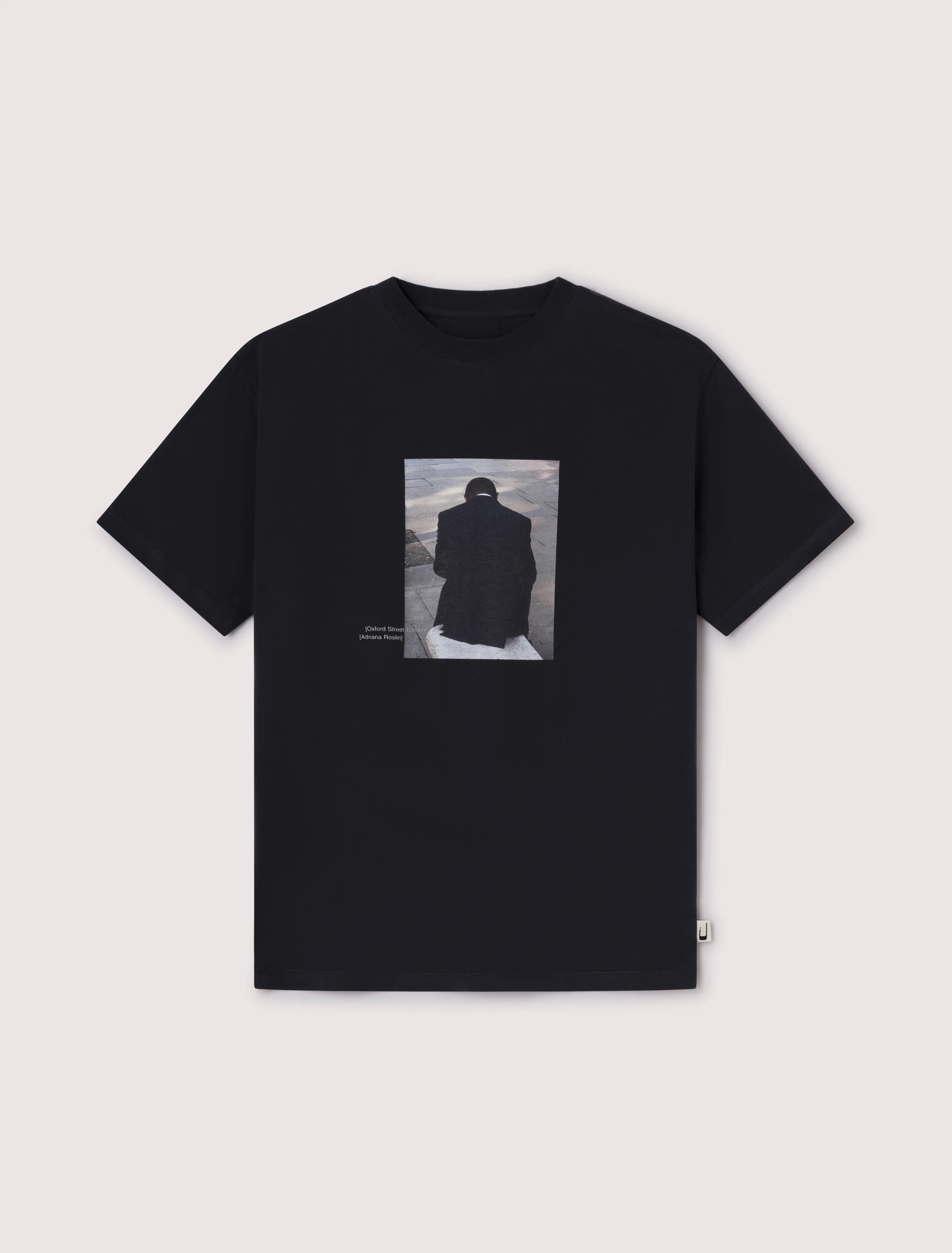 CARRER_STREET SERIES T-SHIRT IN BLACK