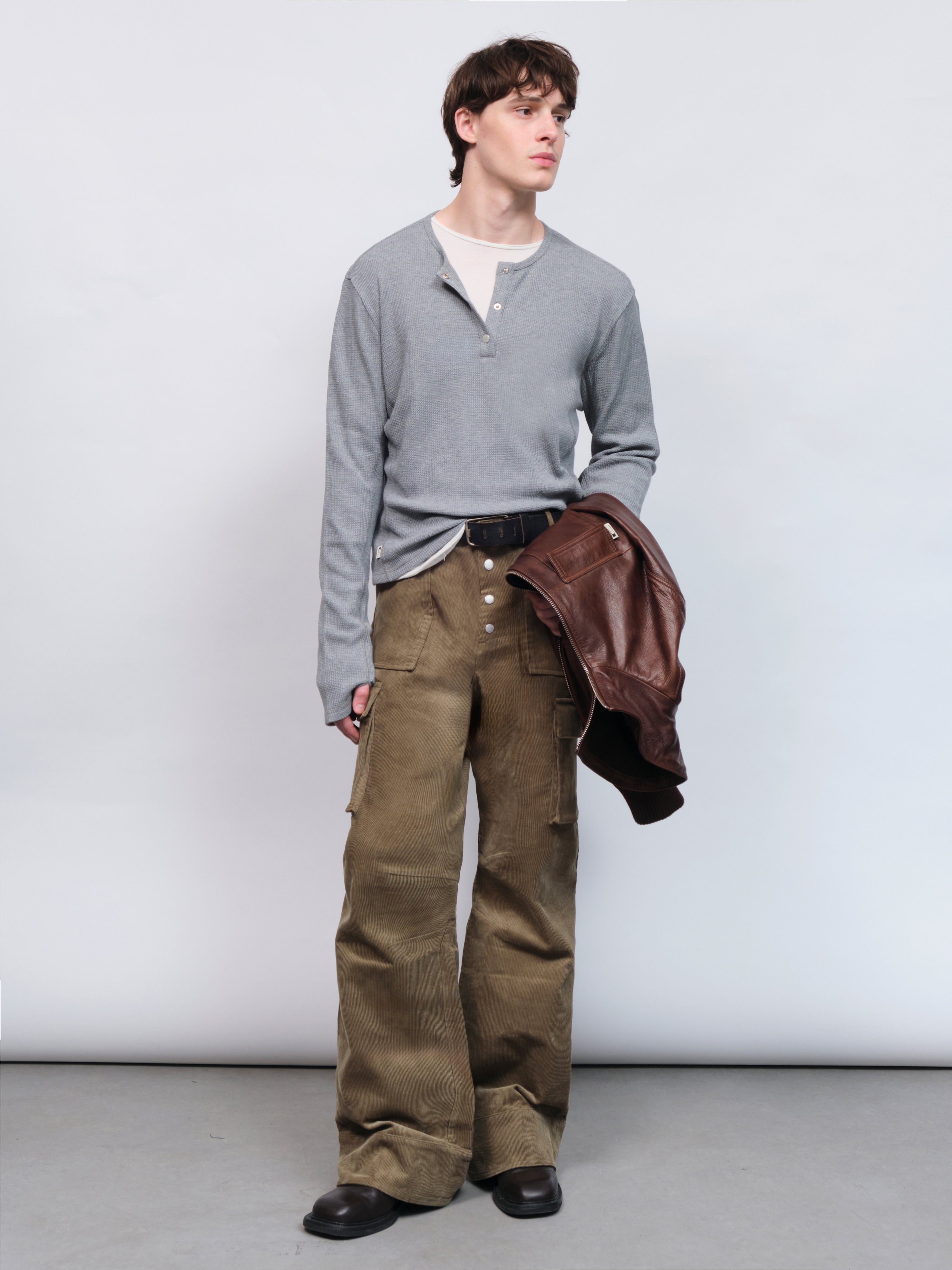 CARRER_LIS HENLEY IN GREY MELANGE