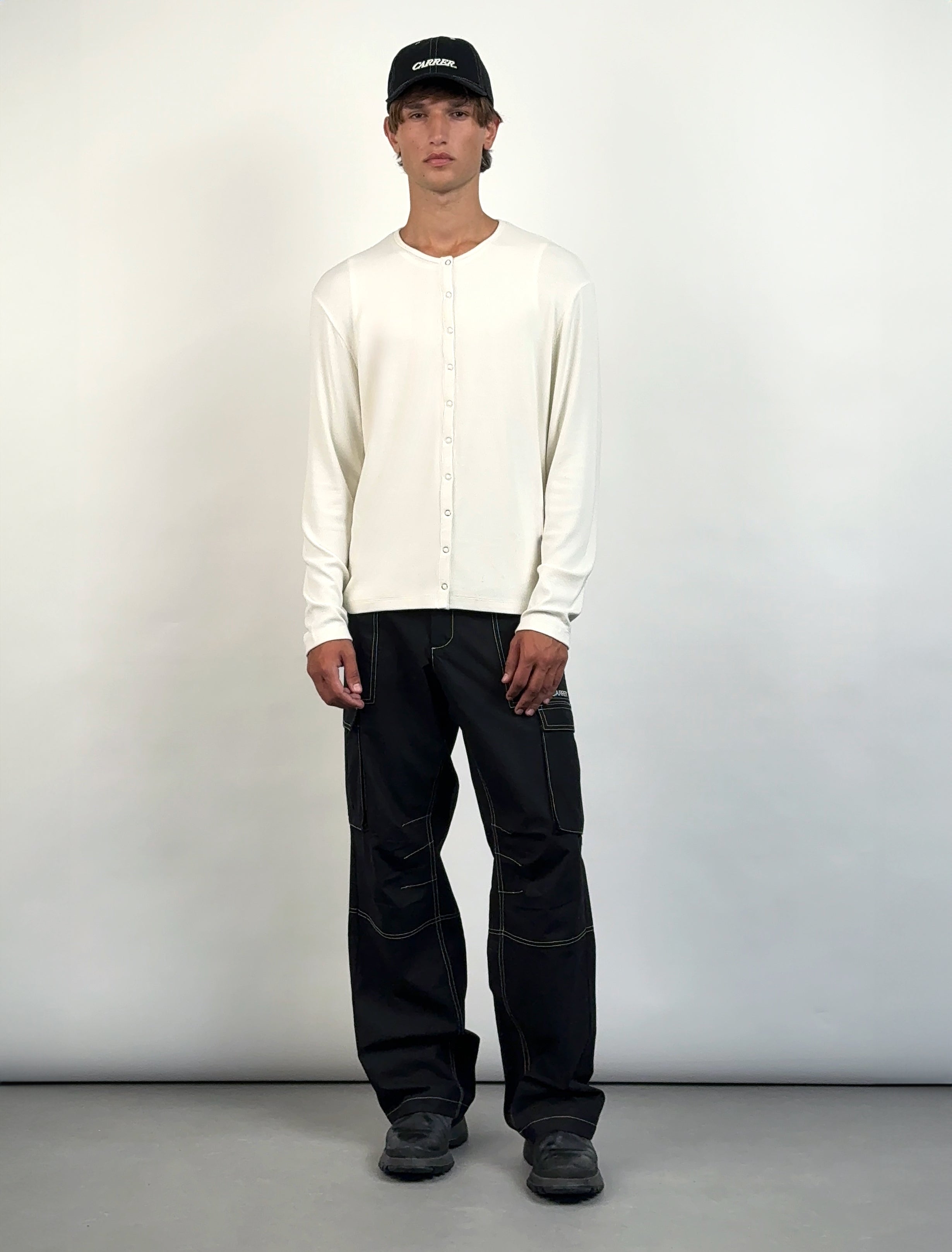 CARRER_BAY CARGO IN BLACK