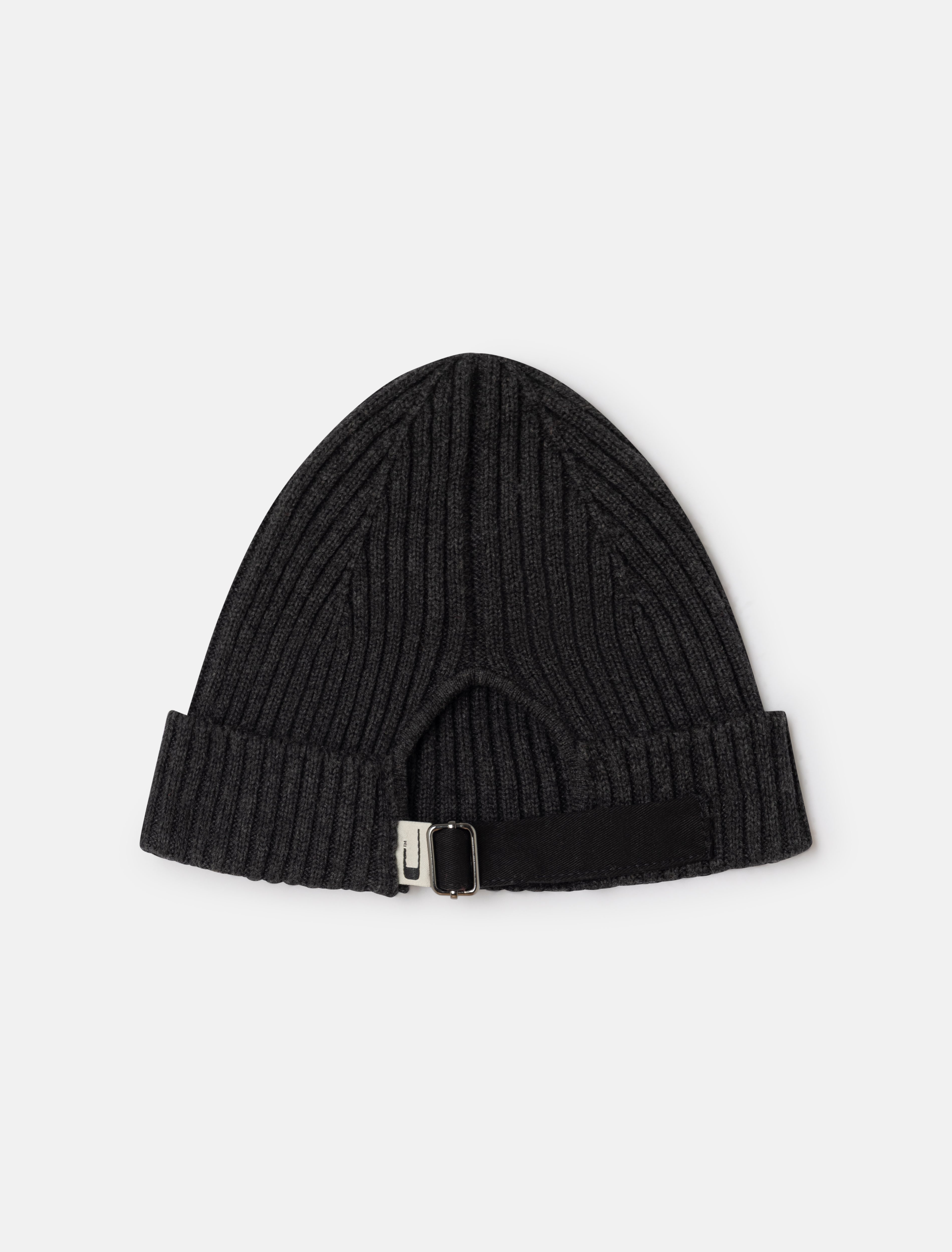 CARRER_ORIA KNIT BEANIE IN DARK GREY