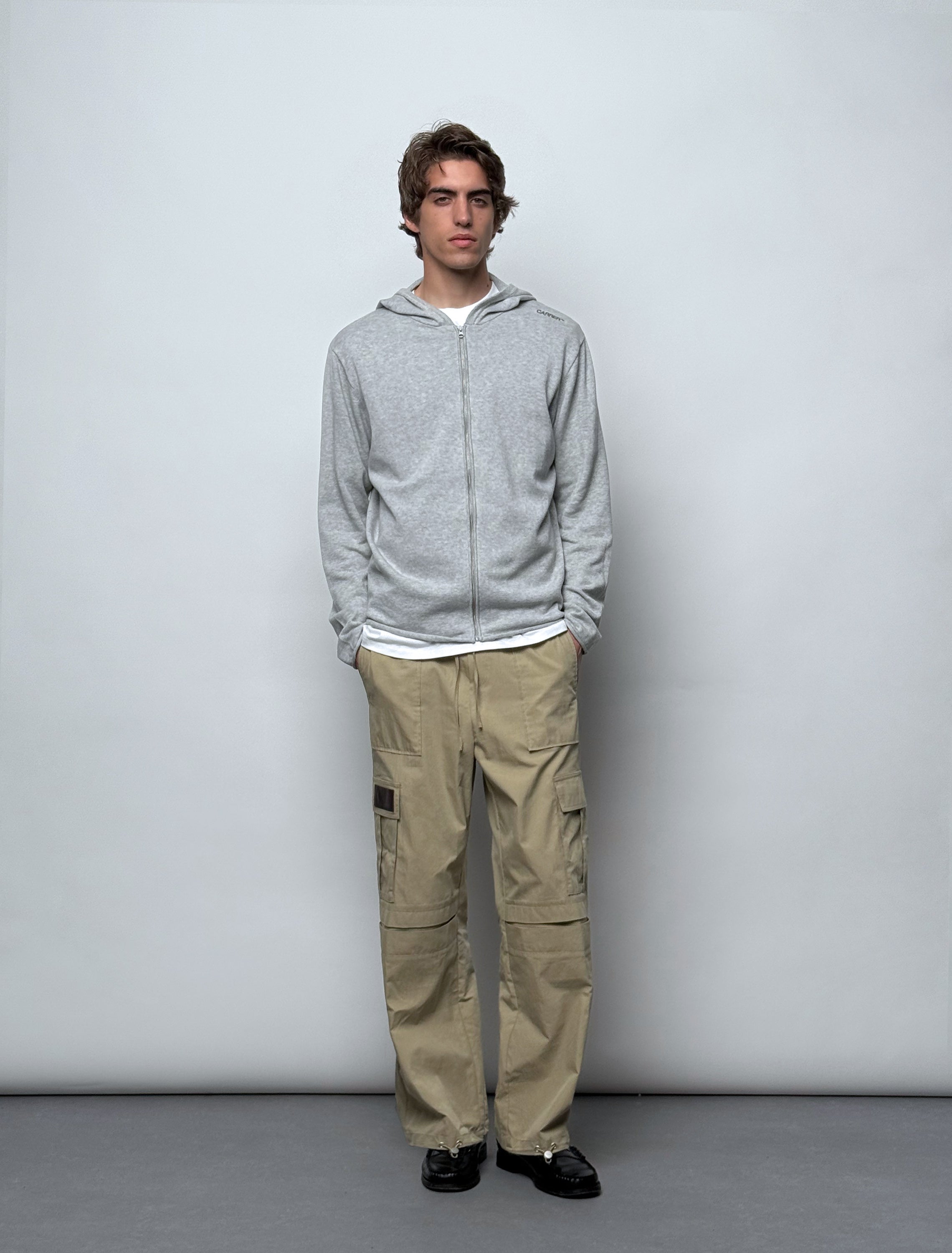 CARRER_LAKE LIGHT KNIT HOODIE IN LIGHT GREY