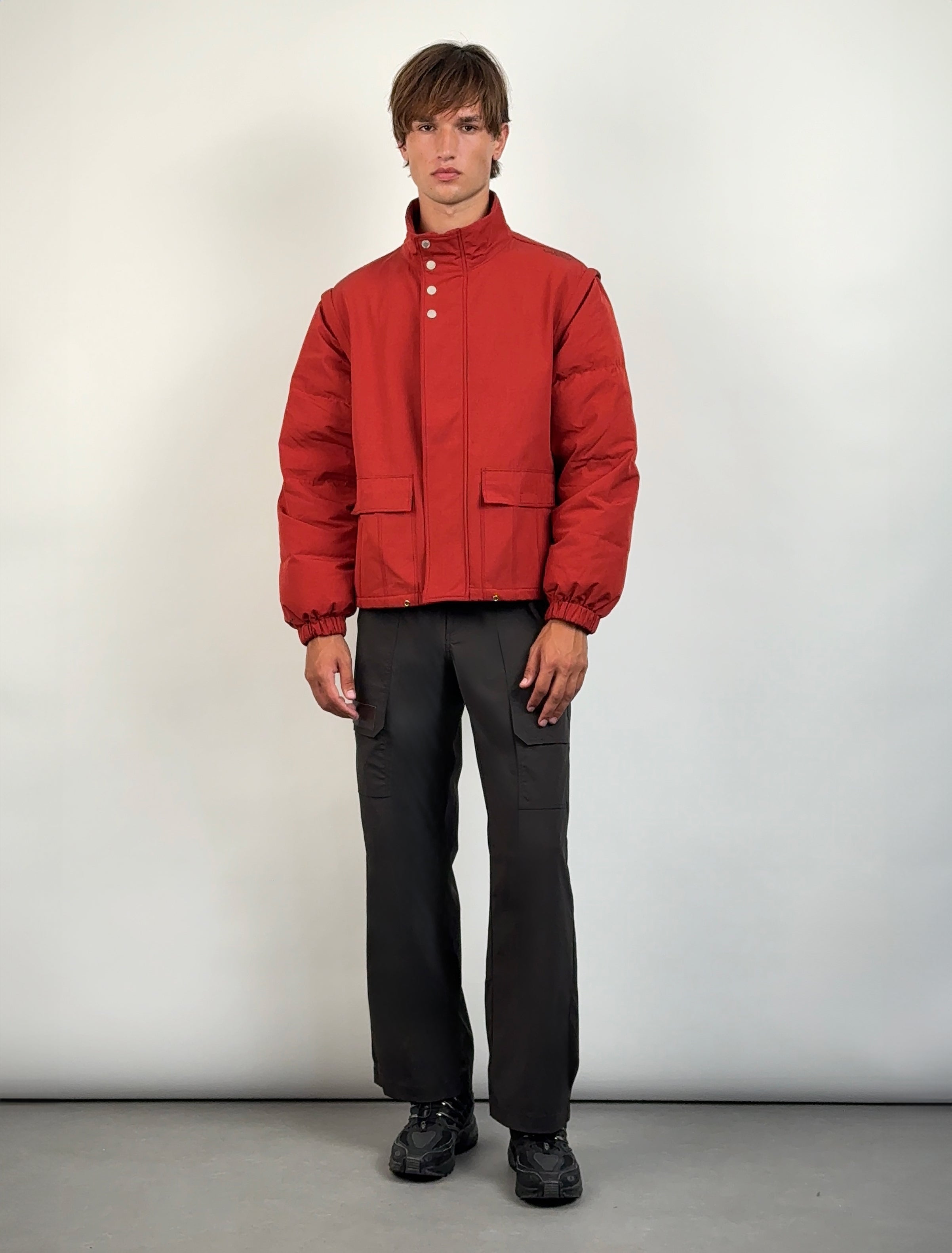 CARRER_REED ZIP-OFF SLEEVE JACKET IN RED