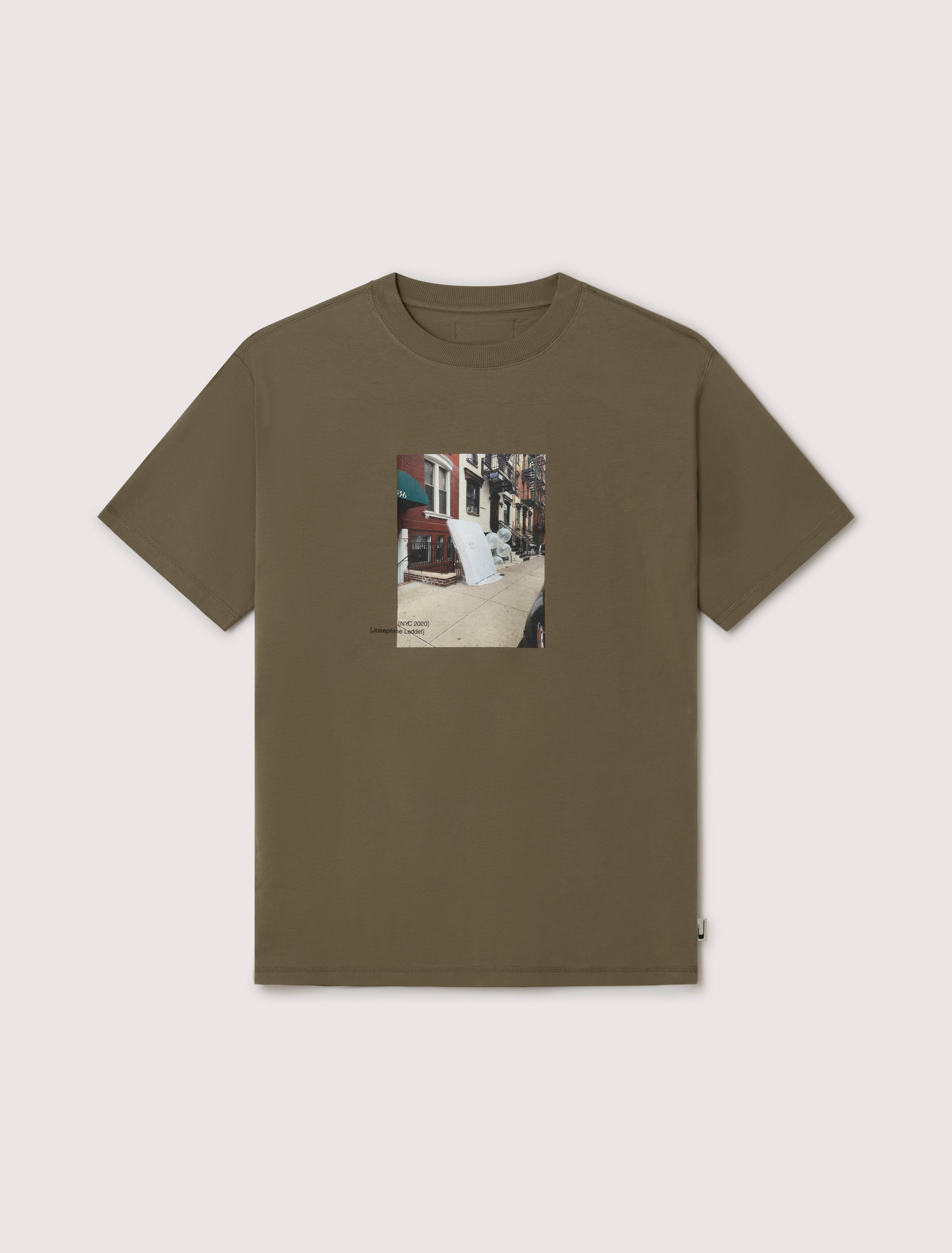 CARRER_STREET SERIES T-SHIRT IN WASHED BROWN