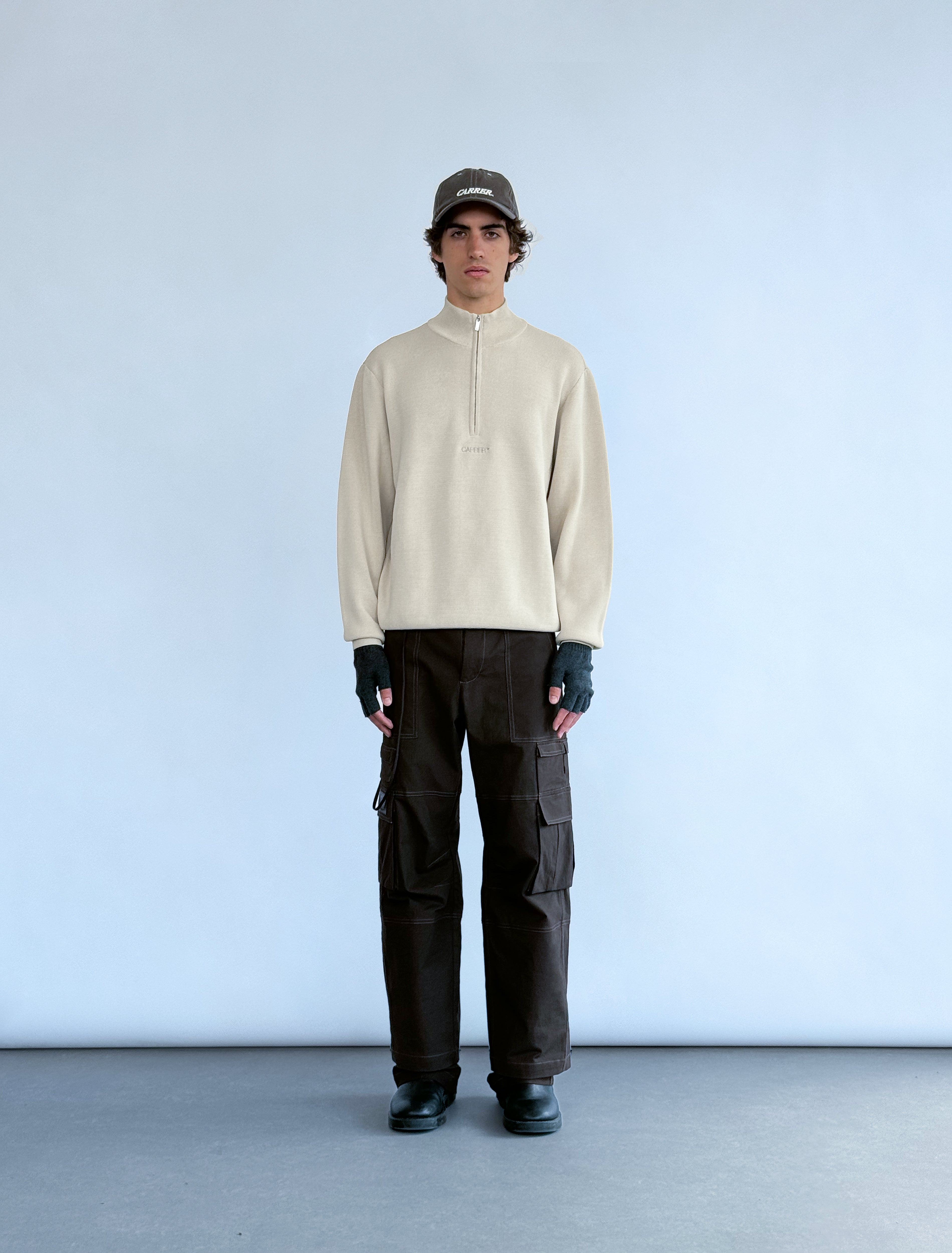 CARRER_NEUE KNIT MITTENS IN LIGHT GREY